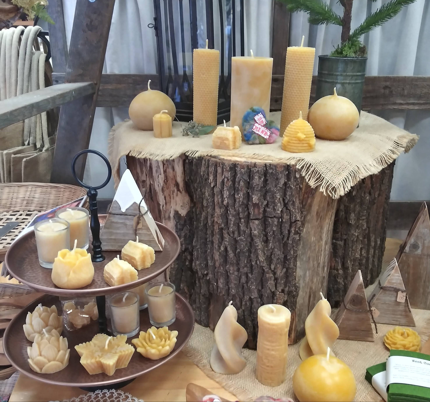 Angel Ornament / Wall Art ~100% pure beeswax