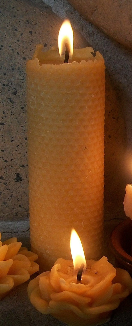 Honeycomb Pillar Candle ~100% pure beeswax