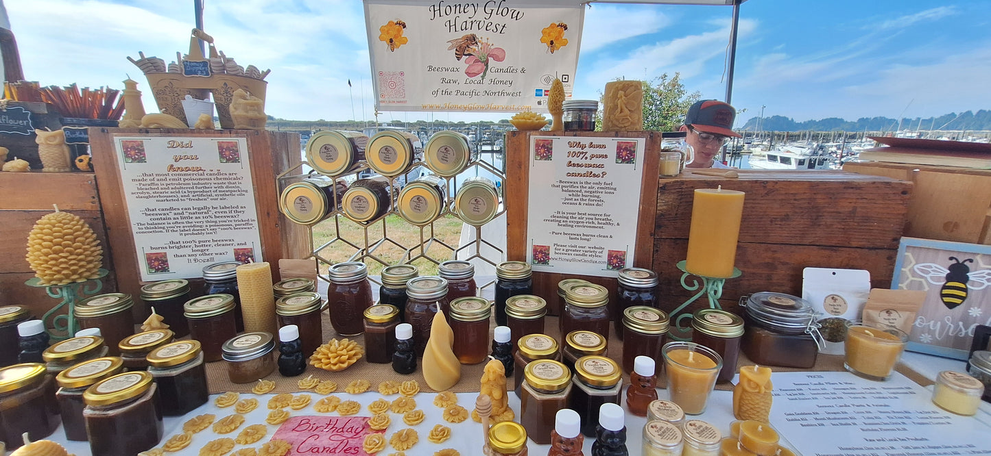 Hibiscus Candle ~100% pure beeswax