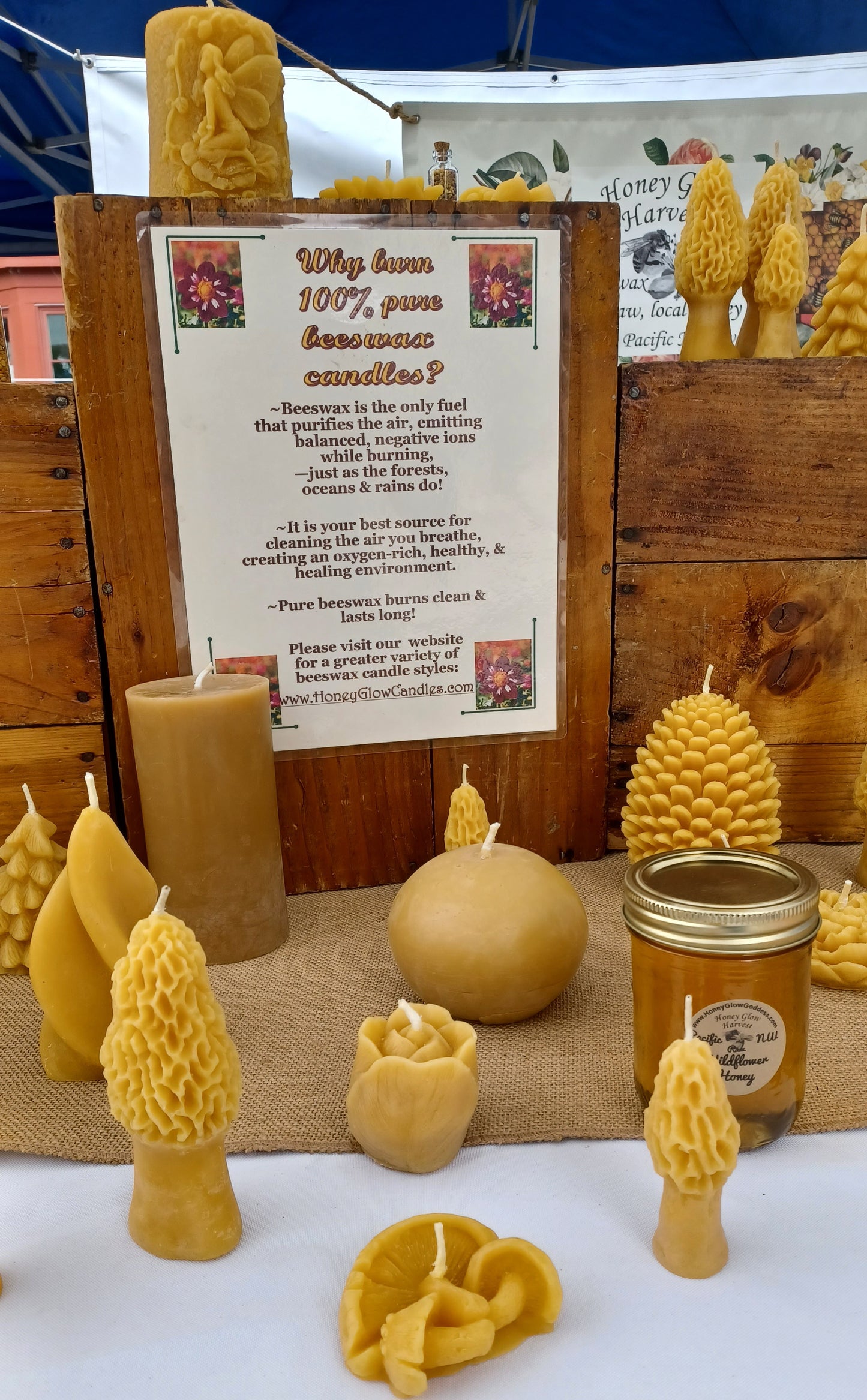 Rose Bud Candle ~100% pure beeswax