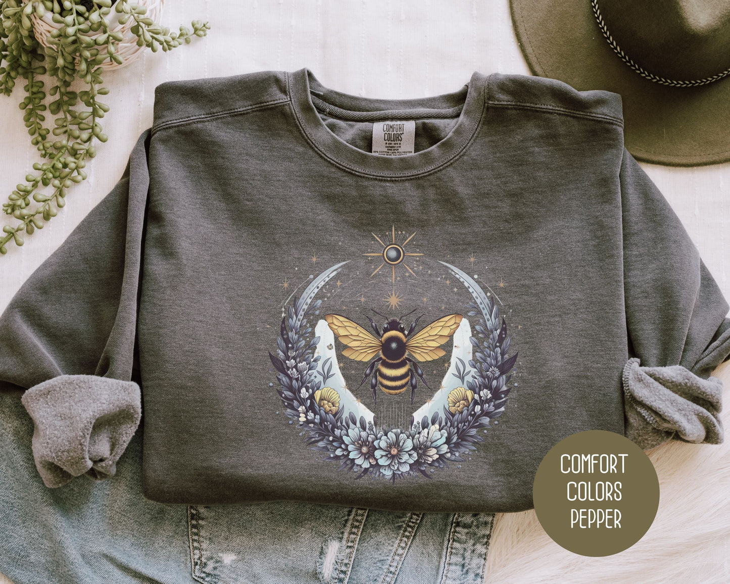Boho Celestial Floral Bee Comfort Colors Sweatshirt-4